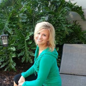 Meet your Posher, Becky